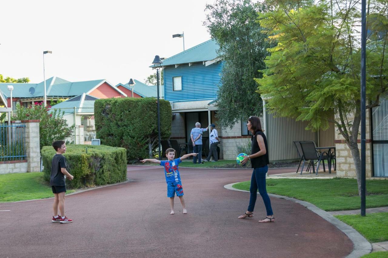 Amalfi Resort Busselton Luaran gambar